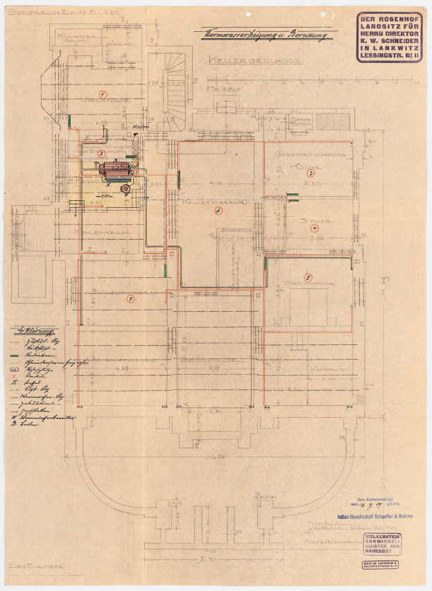 Schwarz-weißer Architekturentwurf des Rosenhof-Krankenhauses in Hamburg, Deutschland, der detaillierte Layout mit zahlreichen Drähten, Räumen, Fluren und Textanmerkungen auf altem Papier zeigt.
