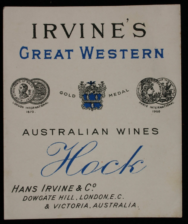 Plakat, das Irvine's Great Western Australian Wines Hock bewirbt, mit dem Logo der Firma und Text, der verschiedene Weinarten angibt.
